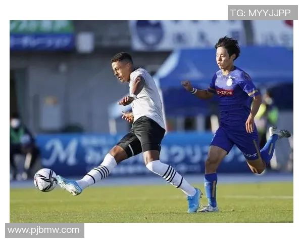 东京绿茵与水户蜀葵的激烈对决展现足球魅力与团队精神的精彩碰撞